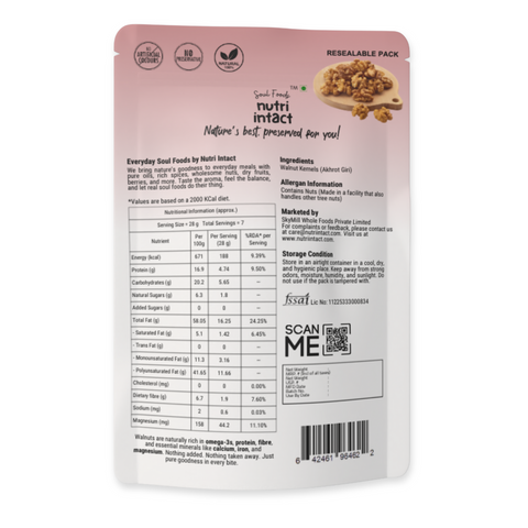 Finest American Walnut Kernels | Crunchy, Nutty & Rich in Omega-3, Protein & Fibre | 500g Pack